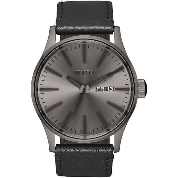 Klocka - Nixon - A105-1531-00 - Läder - Svart - Datum Svart