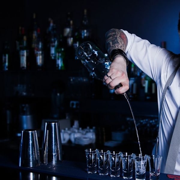 Bec verserare och mätare för alkohol med kula 4 cl Fackelmann Grå, Svart, Klar