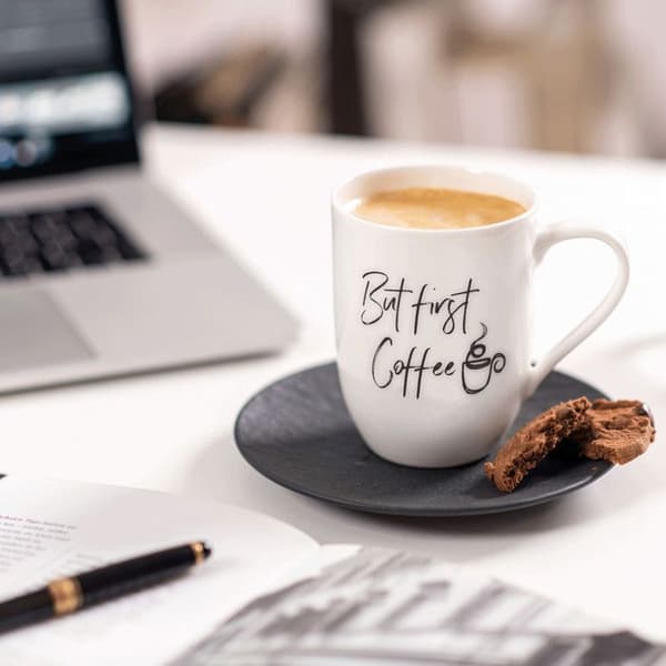 Mugg Villeroy & Boch Statement Men Först Kaffe, 290 ml Svartvitt