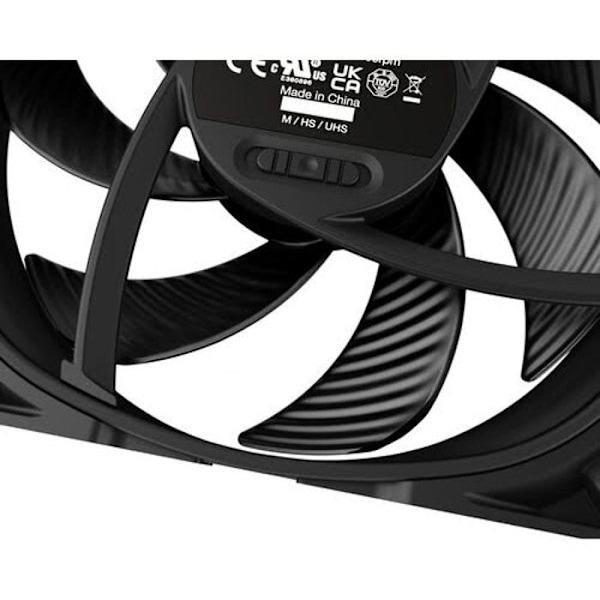 Fan - var tyst! - SILENT WINGS PRO 4 - 140 mm - 2400 RPM - 36,8 dB