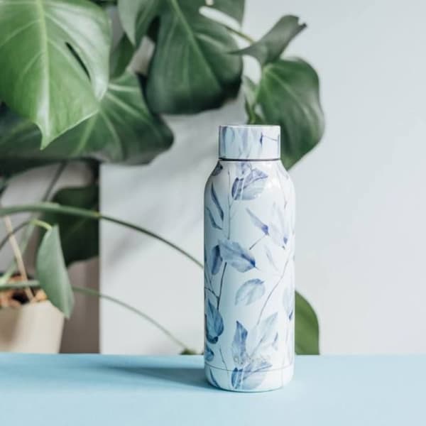 Isolerad flaska - Quokka - Solid - Rostfritt stål - 510 ml - Grå bukett grått blomsterarrangemang