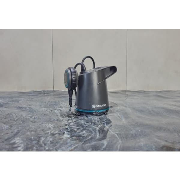 Dykpump - Gardena - 20000 basic - 550 W - Flöde 20 000 L/h - Tryck 0,9 bar