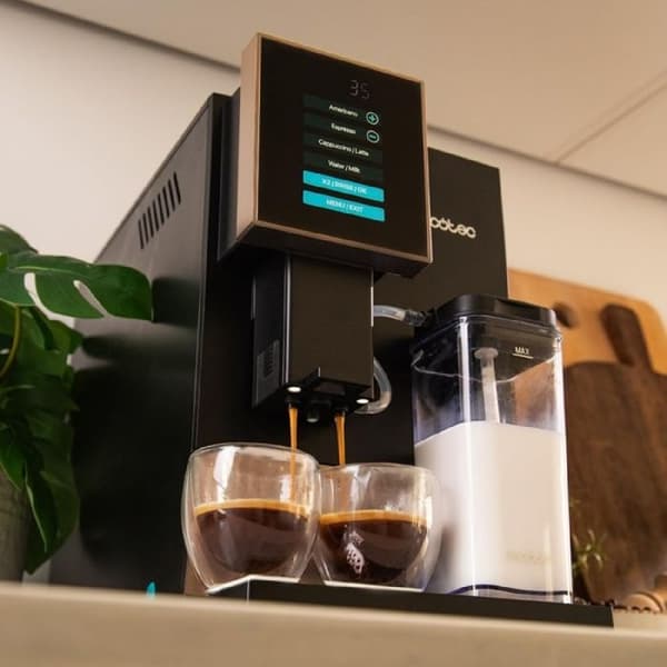 Cecotec supersjälvande kaffemaskin Cremmaet Compactccino Black Rose
