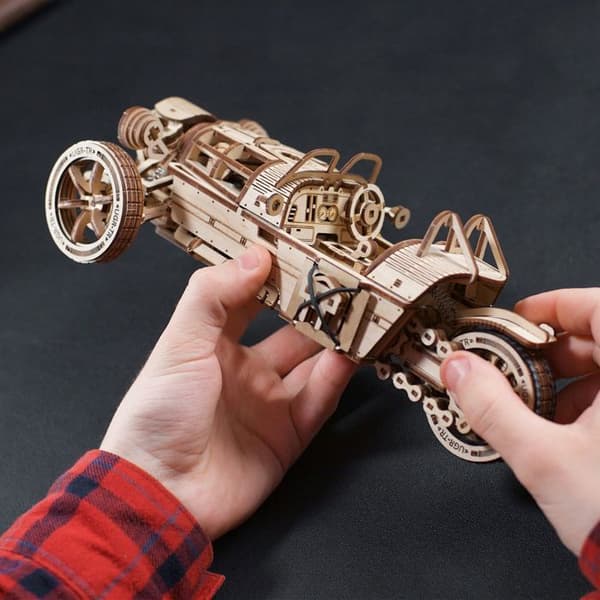 Trehjuling UGR-S - Ugears - 3D träpussel beige