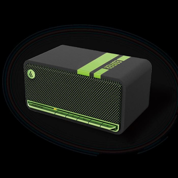 Edifier MP230 svart - Bärbar trådlös Bluetooth-högtalare uppspelning via Bluetooth, AUX och Micro SD-kort, svart
