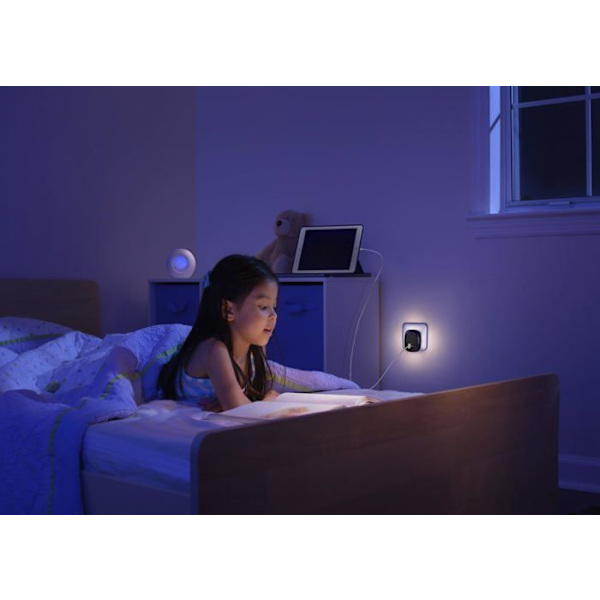 Nattljus utanför barnomsorg Ledvance - LUNETTA EDGE SEN BL 830 USB A C BK LEDV