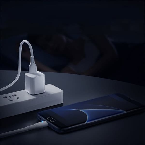 USB-kabel - micro USB 2,4 A 2 m vit med LED-indikator