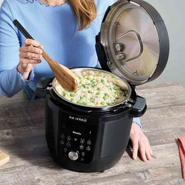 Multikokare - INSTANT POT - Plus Wifi - 5,7 L - 9 program - Svart Svart