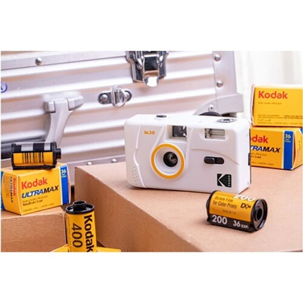Filmkamera - KODAK - M38 - Laddningsbar - Färg MOLN VIT - Integrerad blixt
