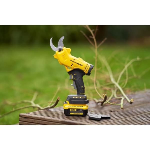 Trådlös elektrisk sekatör - Stanley Fatmax - SFMCPP32B-XJ - 18V - kapacitet 32mm - Utan batteri