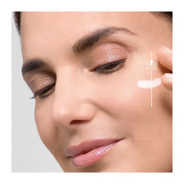 Esthederm Intensive Retinol Ögonbalm Lyftande 15Ml