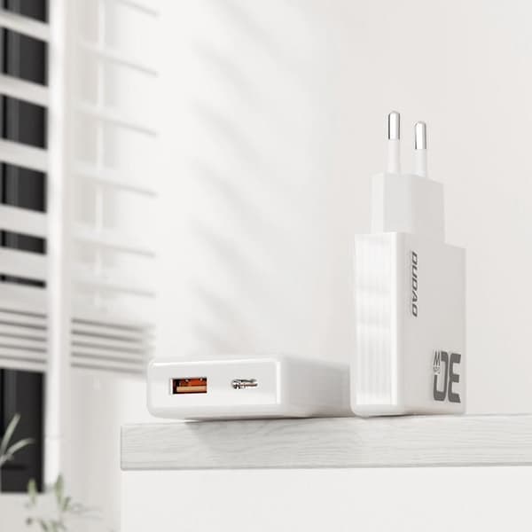 Laddare - DUDAO - A30EUL - 30 W - USB-C - Lightning-kabel ingår Vit