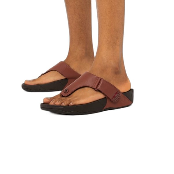 Sandaler - FitFlop - Trakk II - Svart läder - Microwobbleboard-teknologi - Dam mörk solbränna 44