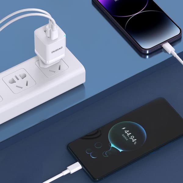 Väggladdare GaN 33W PPS USB-C USB-A vit