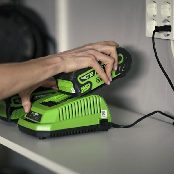 GREENWORKS 40V 2,0Ah Li-Ion-batteri - G40B2 svart