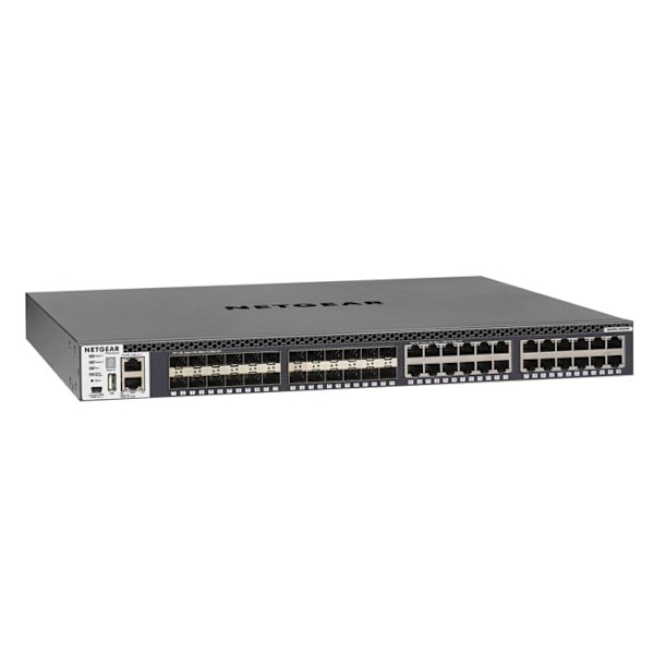 Switch hanterbar ProSAFE M4300-24X24F - NETGEAR - 48x10G - 24x10GBASE-T - 24xSFP+ - Nivå 3