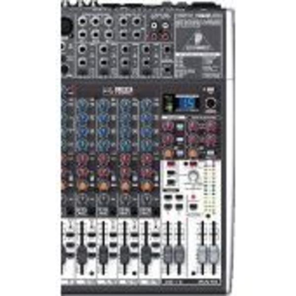 Behringer mixer och gränssnitt X2222USB