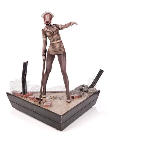 Statuett - FIRST4FIGURES - Bubble Head Nurse (Silent Hill 2) - Resin - 35 cm - Handmålad, numrerad