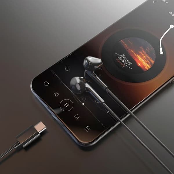 USB-C trådade in-ear hörlurar 1,2 m - Svart