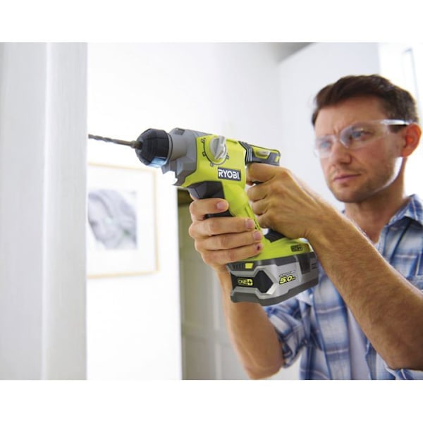 RYOBI 18V One+ 5,0Ah LithiumPlus batteripaket - 1 snabbladdare 2,0Ah RC18120-150 Grönt och kol