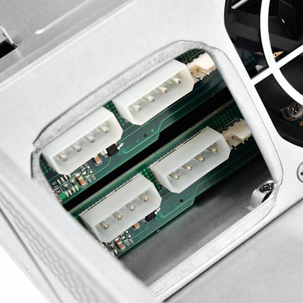SilverStone SST-RM21-308 - 2U rackmonterad serverchassi, stöder 8x SAS - SATA och en 6Gb - s SFF-8087 mini-SAS