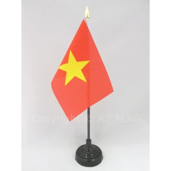 AZ FLAG Bordflagga Vietnam 15x10 cm Polyester 100D Plastbas
