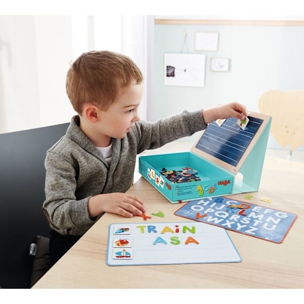 HABA - Magnetic Alphabet Game Box - 147 bitar av magnetiska bokstäver - Pedagogiskt spel för barn i åldrarna 5+