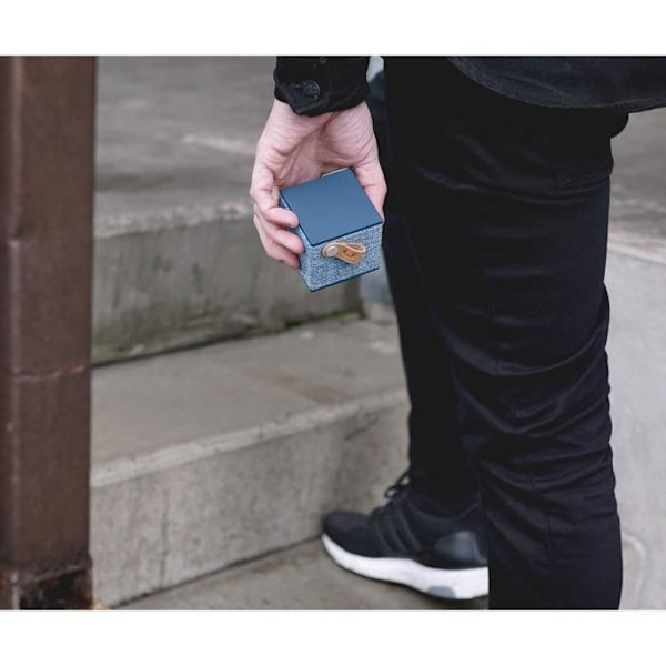 FRESH 'N REBEL ROCKBOX CUBE FABRIQ Indigo Bluetooth-högtalare