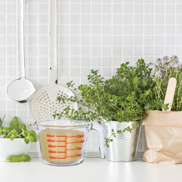 Relaxdays Mätglas, 500 ml, värmebeständig, för mikrovågsugn, graderad ml, oz, amerikanska koppar, transparent genomskinlig, röd