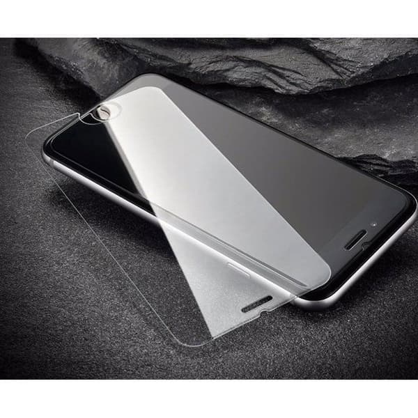 Skärmskydd i härdat glas för iPhone 15 Pro