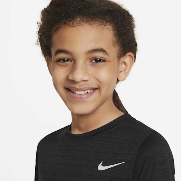 Maillot - Nike - Dri-FIT Miler - Barn - Svart - Andningsbar - 100% Polyester Svart 7-8 år gammal