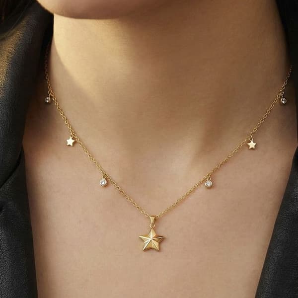 Collier Lotus Stil stjärna i guldpläterad stål Gul