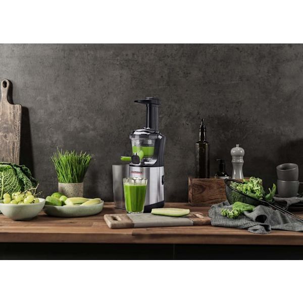 Gastroback - 40145 - Advanced Vital Slow Juicer 150 kniv i rostfritt stål, svart/silver