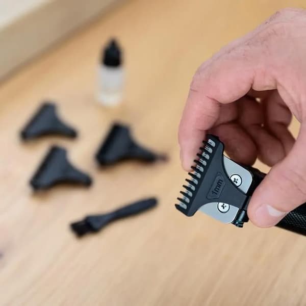 Cecotec Professionell hår- och skäggtrimmer Bamba PrecisionCare Profiling, Högpresterande skärblad Svart