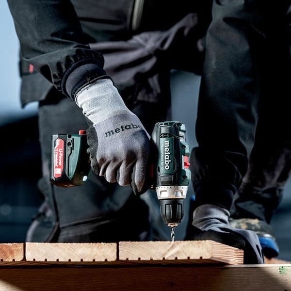 12V borrskruvmejsel - METABO - Powermaxx BS12 - 2 2Ah batterier - Laddare ingår - Integrerad LED-lampa