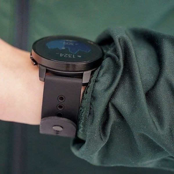 GPS sport smartwatch - HÖJDMÄTARE - SUUNTO 9 PEAK ALL BLACK TITANIUM - Skärm diameter 43 mm Svart