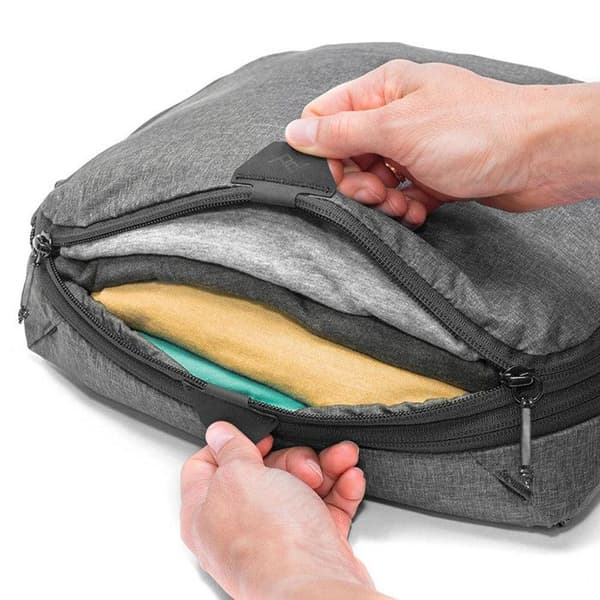 PEAK DESIGN Packing Cube Medium v2 - kolgrå BPC-M-CH-2