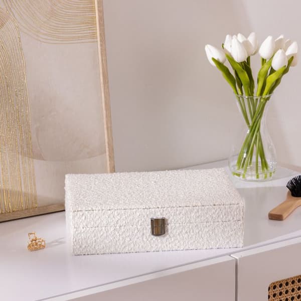 Smyckeslåda "Loe" vit boucle 28x19cm Vit varm