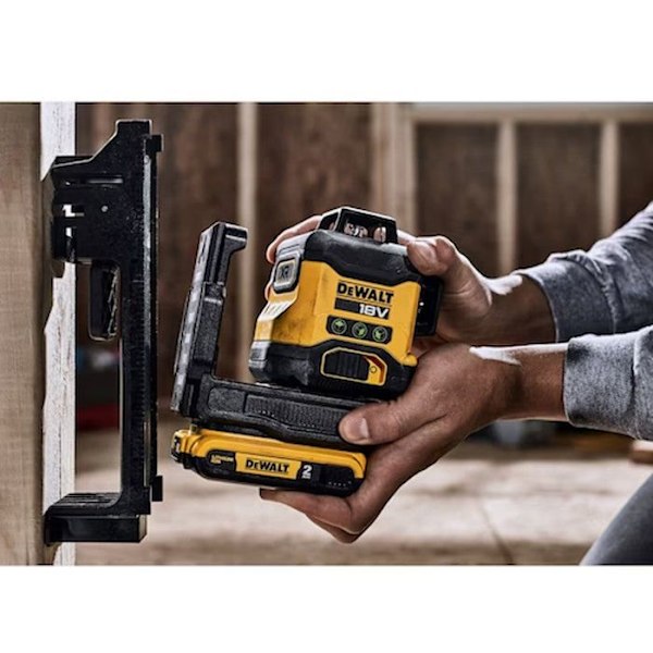 Laser multilinjers - DEWALT - DCLE34031D1-QW - Grön - 3x360° - 100m räckvidd Grön