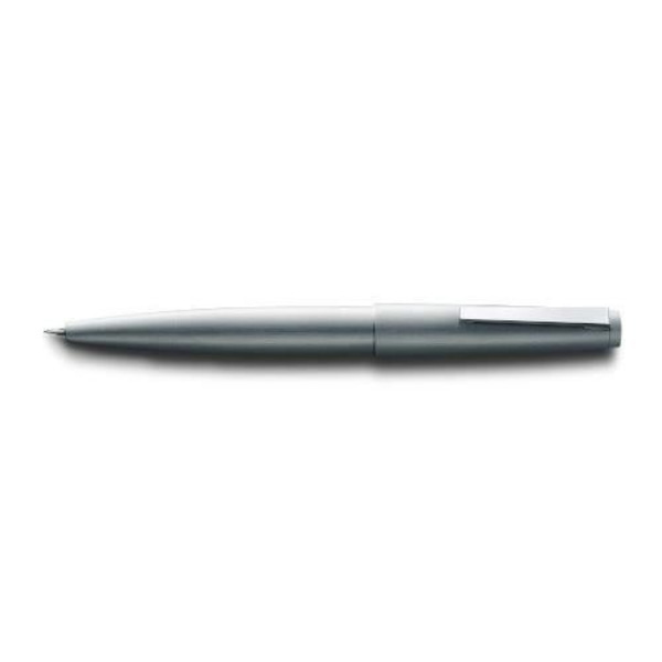 Lamy 2000 M Reservoarpenna 002 Spets: Om