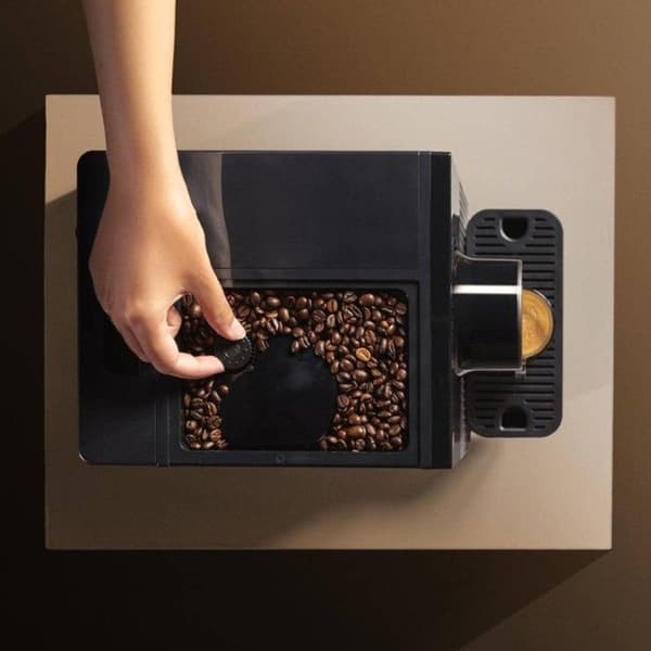 Cecotec Superautomatiska Kaffemaskin Compacta Cremmaet Cube Röd. 1350W, Professionell, Pressystem, Förinfusion