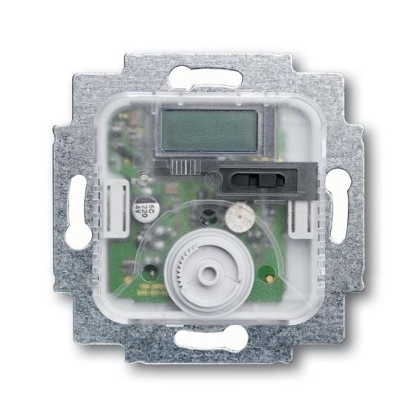 Elektronisk Termostat - BUSCH-JAEGER - 1095 UTA - Metallisk - IP20 - Programmerbar