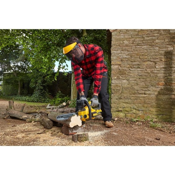 Trådlös elektrisk kedjesåg + 4Ah batteri + laddare - Stanley Fatmax - SFMCCS630M1-QW - 18V - 30cm