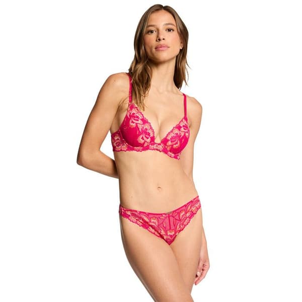 String kvinna Morgan Elisa rosa 40