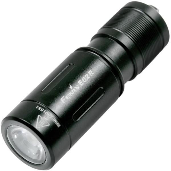 Fenix E02R FEE02R-B Ficklampa - Uppladdningsbar LED-nyckelring - 200 Lumen - Svart - Aluminium Svart