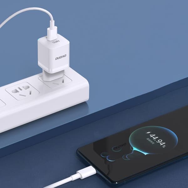 Väggladdare GaN 33W PPS USB-C USB-A vit