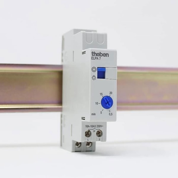 Theben 0070002 ELPA 7 Trapptimer, elektronisk, automatisk detektering 3 eller 4 ledare, 600 W LED