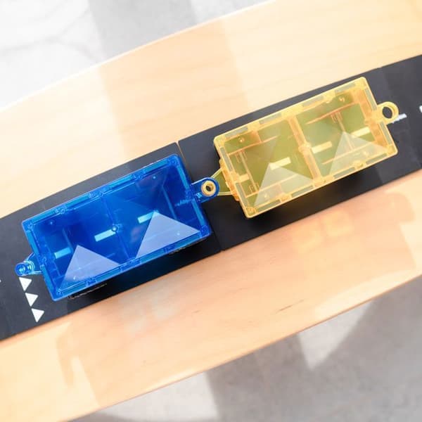 Magnetiska Plattor - CONNETIX - Bilpaket - 2 Delar - Gummihjul - Unik Design Regnbåge