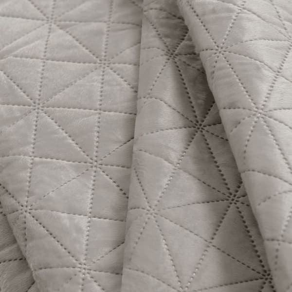 Sängöverkast - LAILA - Beige - Polyester sammet - 170 x 270 cm beige