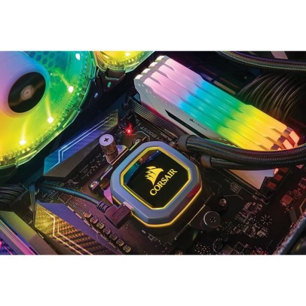 RAM-minne - CORSAIR - Vengeance RGB Pro Series DDR4 - 16GB 2x8GB DIMM - 3200 MHz - 1,35V - Vit (CMW16GX4M2C3200C)
